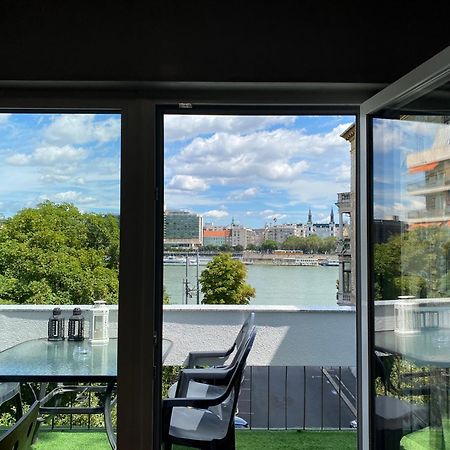 Danube View Artapartment With Balcony Budapest Eksteriør billede