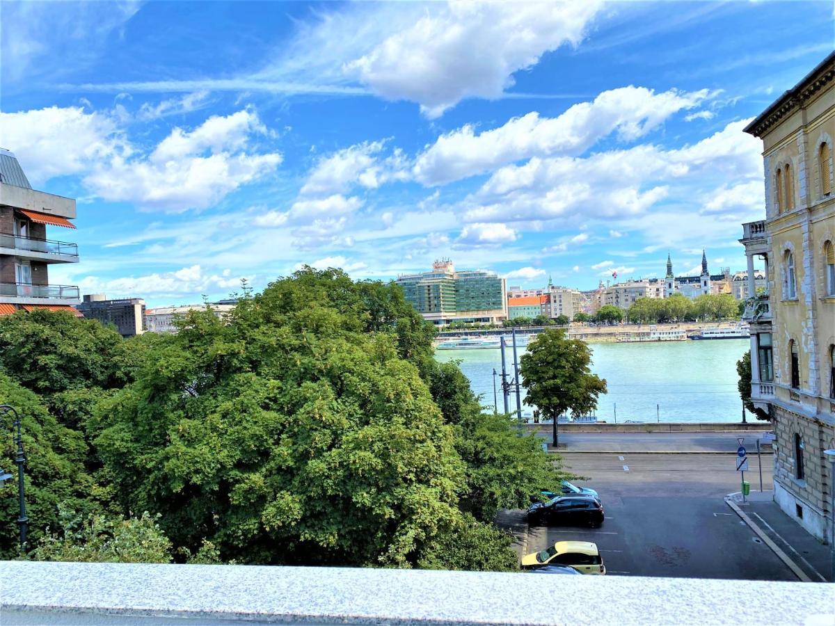Danube View Artapartment With Balcony Budapest Eksteriør billede